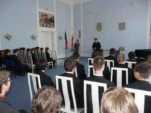 Fotografie – 2009 Předání maturitního vysvědčení