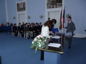 Fotografie – 2009 Předání maturitního vysvědčení