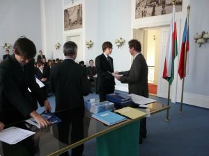 Fotografie – 2011 Předání maturitního vysvědčení