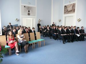Fotografie – 2011 Předání maturitního vysvědčení