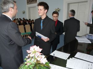 Fotografie – 2012 Předání maturitního vysvědčení