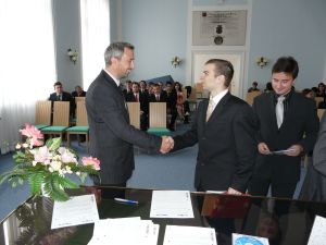 Fotografie – 2012 Předání maturitního vysvědčení