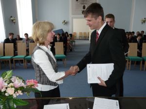 Fotografie – 2012 Předání maturitního vysvědčení