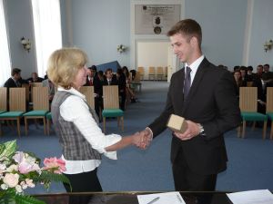 Fotografie – 2012 Předání maturitního vysvědčení