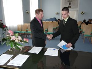 Fotografie – 2012 Předání maturitního vysvědčení