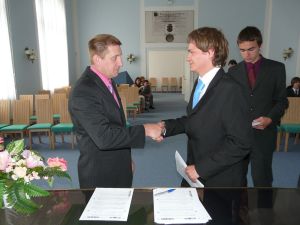Fotografie – 2012 Předání maturitního vysvědčení