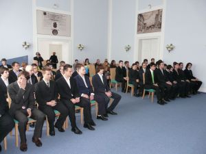 Fotografie – 2013 Předání maturitního vysvědčení