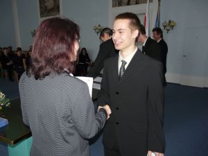 Fotografie – 2013 Předání maturitního vysvědčení