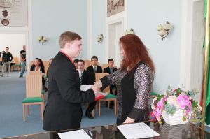 Fotografie – 2014 Předání maturitního vysvědčení