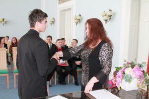 Fotografie – 2014 Předání maturitního vysvědčení