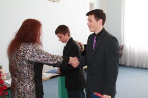 Fotografie – 2014 Předání maturitního vysvědčení