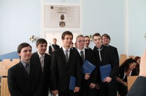 Fotografie – 2014 Předání maturitního vysvědčení