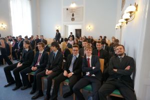 Fotografie – 2015 Předání maturitního vysvědčení