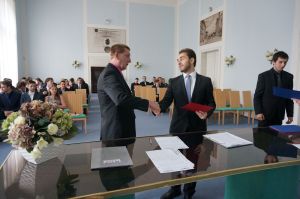 Fotografie – 2016 Předání maturitního vysvědčení