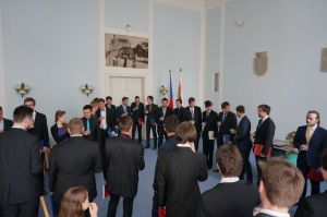Fotografie – 2016 Předání maturitního vysvědčení