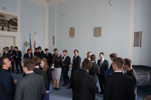 Fotografie – 2016 Předání maturitního vysvědčení
