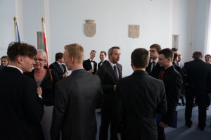 Fotografie – 2016 Předání maturitního vysvědčení