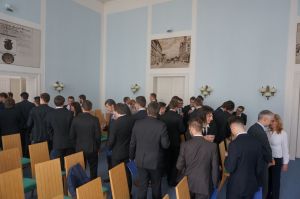 Fotografie – 2017 Předání maturitního vysvědčení