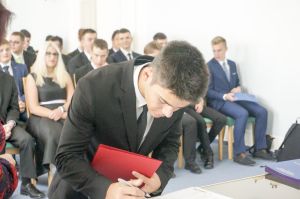 Fotografie – 2018 Předání maturitního vysvědčení