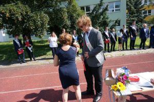 Fotografie – 2020 Předání maturitního vysvědčení