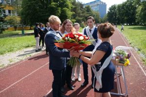 Fotografie – 2020 Předání maturitního vysvědčení