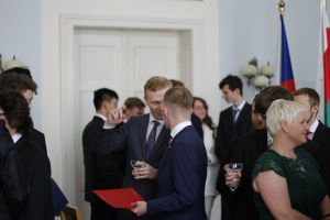 Fotografie – 2023 Předání maturitního vysvědčení