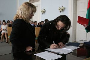 Fotografie – 2023 Předání maturitního vysvědčení