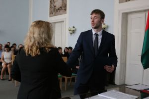 Fotografie – 2023 Předání maturitního vysvědčení