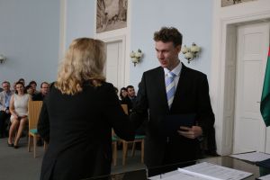 Fotografie – 2023 Předání maturitního vysvědčení