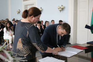 Fotografie – 2023 Předání maturitního vysvědčení