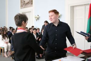 Fotografie – 2023 Předání maturitního vysvědčení