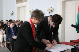 Fotografie – 2023 Předání maturitního vysvědčení