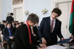 Fotografie – 2023 Předání maturitního vysvědčení