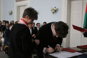 Fotografie – 2023 Předání maturitního vysvědčení