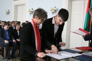 Fotografie – 2023 Předání maturitního vysvědčení