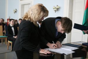 Fotografie – 2023 Předání maturitního vysvědčení