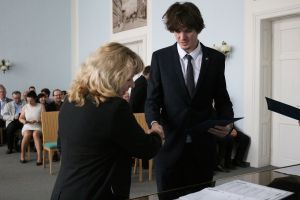 Fotografie – 2023 Předání maturitního vysvědčení