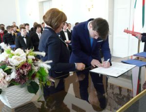 Fotografie – 2024 Předání maturitního vysvědčení