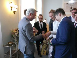 Fotografie – 2024 Předání maturitního vysvědčení