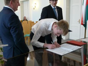 Fotografie – 2024 Předání maturitního vysvědčení