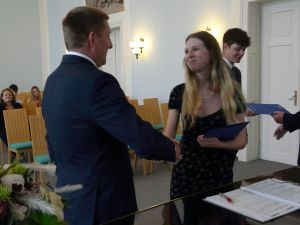 Fotografie – 2024 Předání maturitního vysvědčení