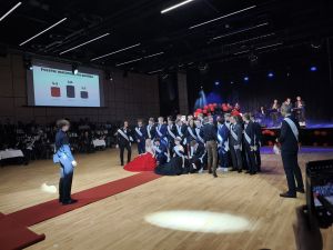 Fotografie – 2025 Maturitní ples
