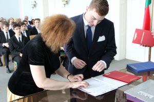 Fotografie – 2025 Předání maturitního vysvědčení
