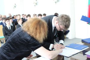 Fotografie – 2025 Předání maturitního vysvědčení