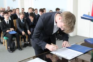 Fotografie – 2025 Předání maturitního vysvědčení