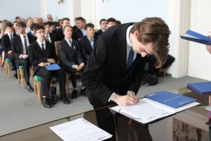 Fotografie – 2025 Předání maturitního vysvědčení