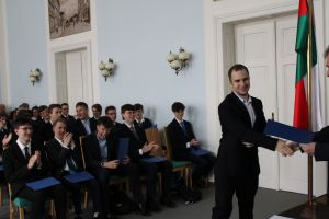 Fotografie – 2025 Předání maturitního vysvědčení