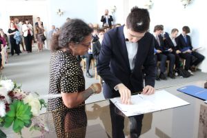 Fotografie – 2025 Předání maturitního vysvědčení