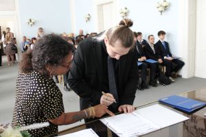 Fotografie – 2025 Předání maturitního vysvědčení