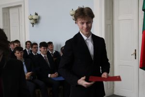 Fotografie – 2025 Předání maturitního vysvědčení